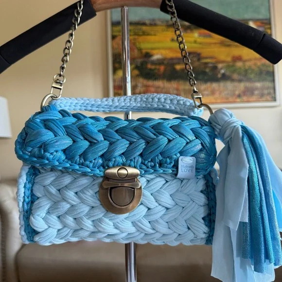 Handmade shirt yarn crochet Blue Chain Shoulder Bag - Picture 2 of 3